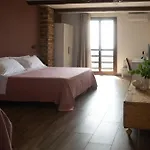 Han/Misafirhane Degli Ulivi *